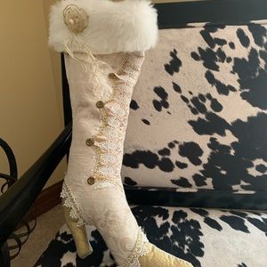 VICTORIAN STOCKING HIGH HEEL BROCADE STUNNING